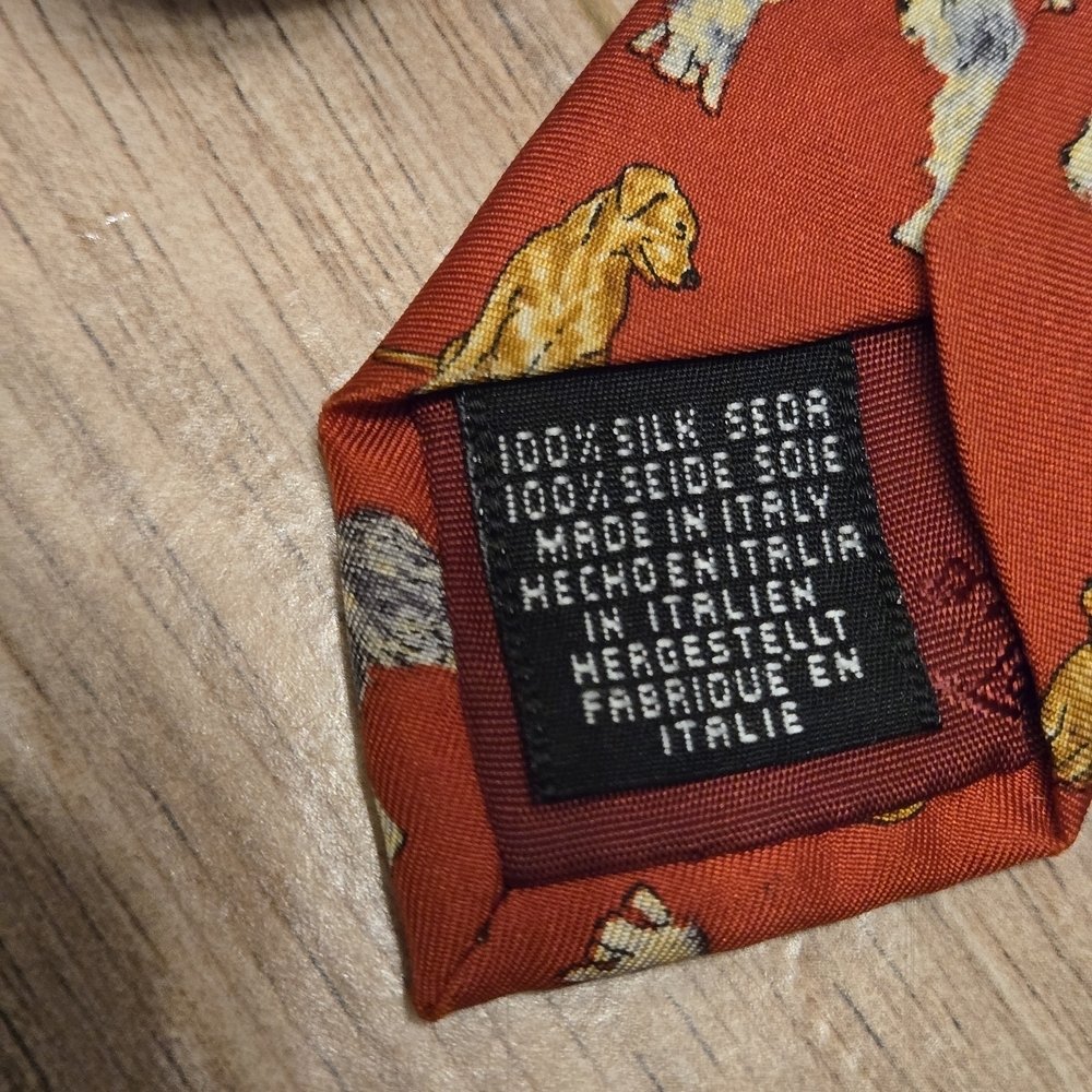 Beaufort For Tie Rack - Red Dog Print Silk Tie - Picture 4 of 4
